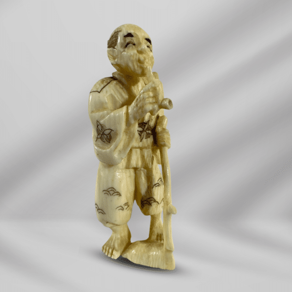 Antique Handcraft Detailed Craved Ivory Man Smoking Pipe