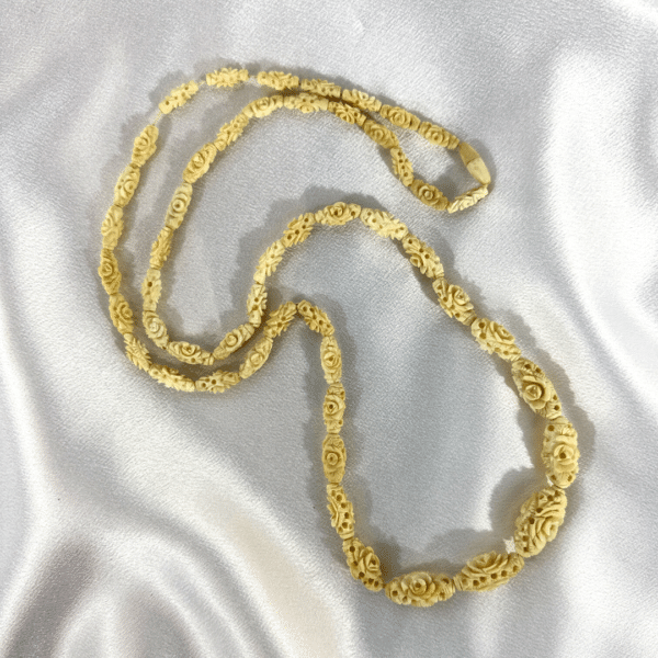 Vintage Handcraft Craved Ivory Beautiful Flower Long Necklace