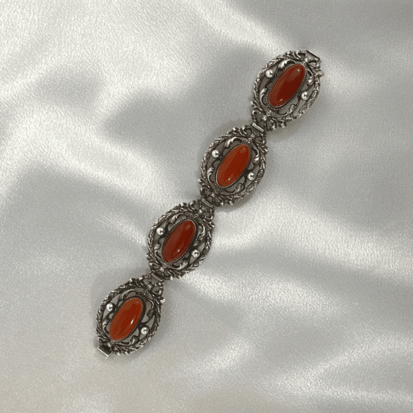 Unique Jewelry Beautiful Vintage Silver & Canelion Bracelet