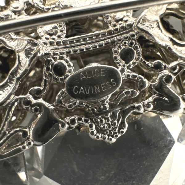 Fashion Brooch Beautiful Vintage Stunning Crystals Alice Caviness Brooch / Pin