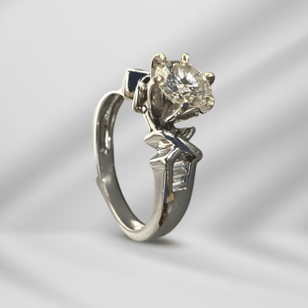 Elegant 18K Gold Ring With 78 CT Diamond For Women
