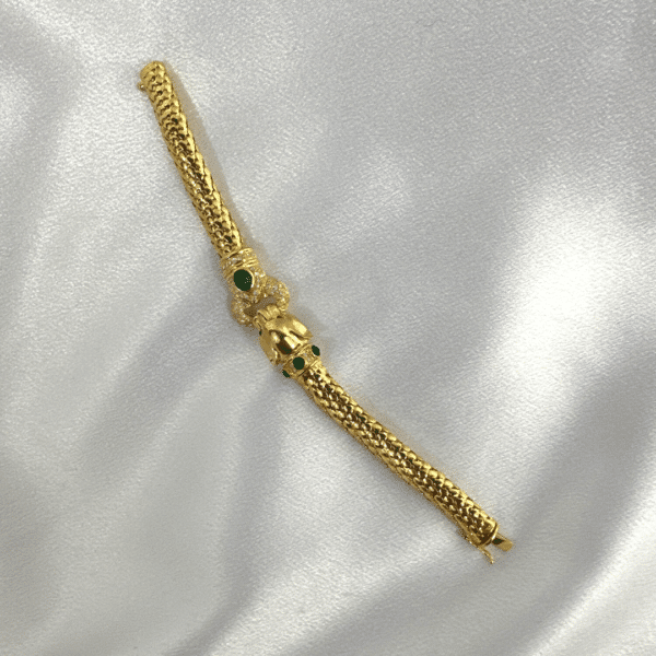 Stunning Diamond & Emerald Gemstone 18K Yellow Gold Jaguar Bracelet Made in Italy