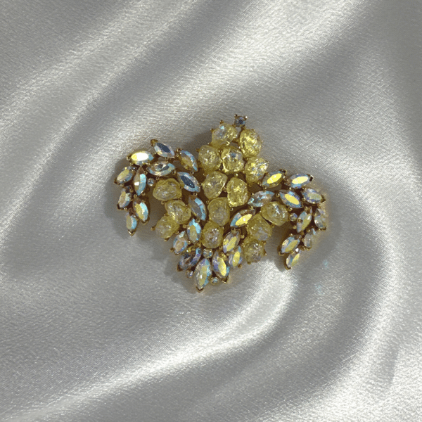 Fashion Jewelry Stylish Pendant Vintage Gold Crystal Trifari Pendant