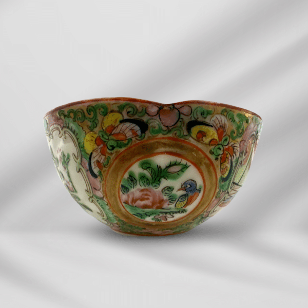 Antique Art Hand Painting Rose Medallion Chinese Porcelain Tea , Coffee Cup