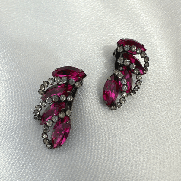 Singed Weiss Earrings Vintage Purple Rhinestone Clip on Earrings Fashion Jewelry