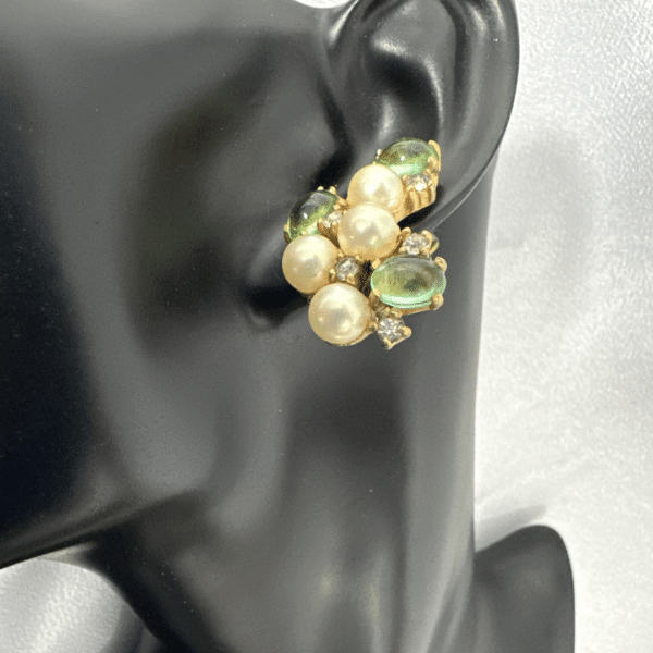 Signed Jomaz Pearl & Green Crystal Vintage Clip on Earrings Fashion Earrings