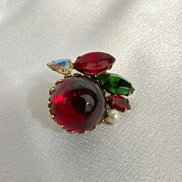 Singed Robert Vintage Beautiful Red and Green Stone Fashion Earrings Clip on
