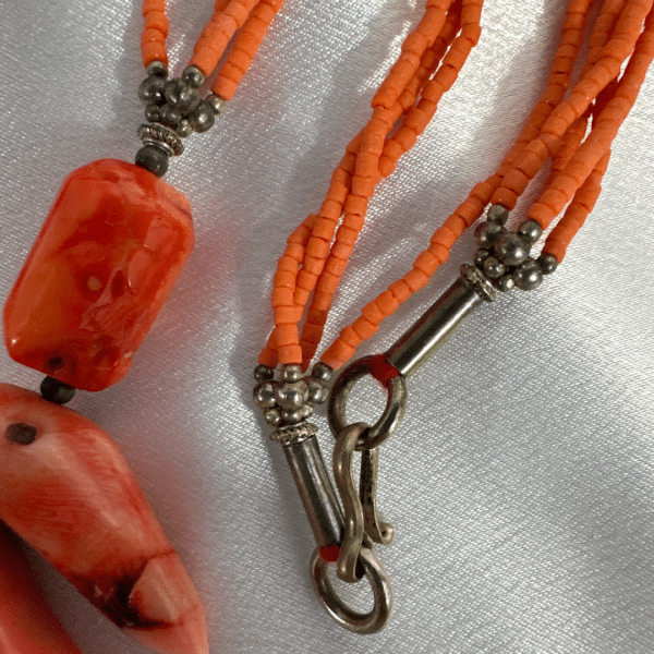 Fashion jewelry Vintage Beautiful Sea Coral Necklace